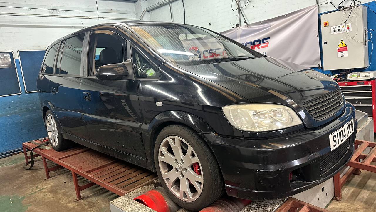 Zafira GSI Customed Tuned by CSC Motors