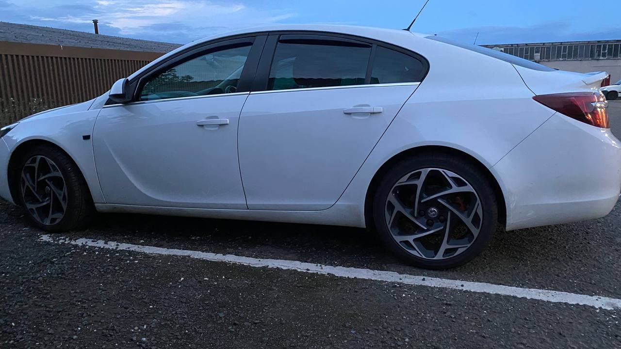 Vauxhall Insignia Sri Cdti Ecoflex S/S Image